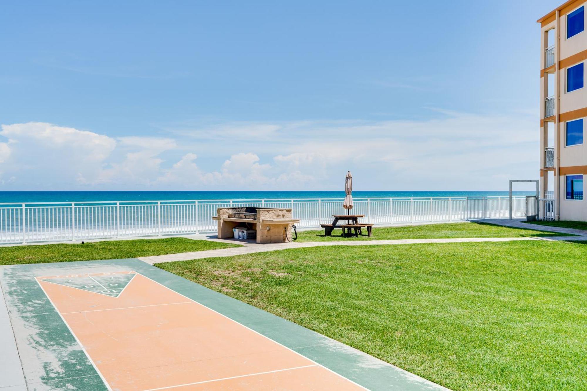 Paradise Beach Club - Ground Floor & Townhouses Satellite Beach Bagian luar foto